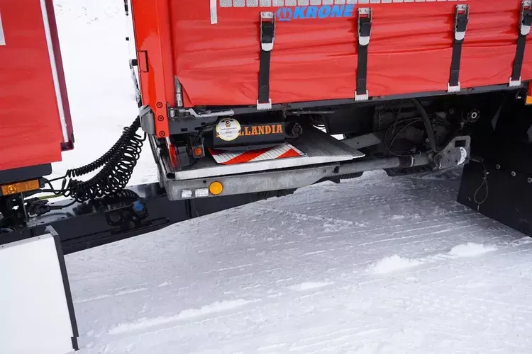 Volvo FH / 460 / EURO 6 / ZESTAW PRZESTRZENNY + WINDA / OŚ SKRĘTNA zdjęcie 34