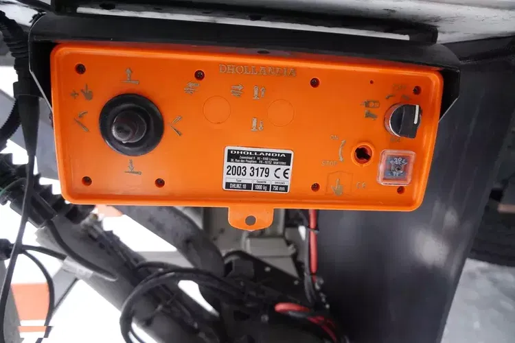 Renault D210 12T / Chłodnia Bitemperatura / 3 sztuki / 70 tys.km zdjęcie 9