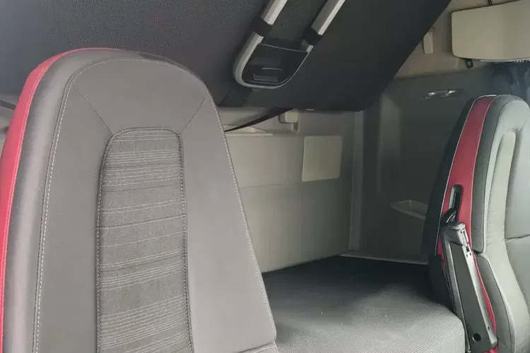 Volvo FH4 460 / EURO 6 / AUTOMAT / I -SHIFT / STANDARD / zdjęcie 19