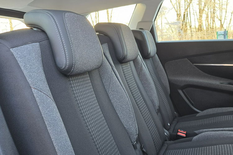 Peugeot 5008 1.5 BlueHdi 130KM / Bezwypadkowy / I-właściciel / zdjęcie 9