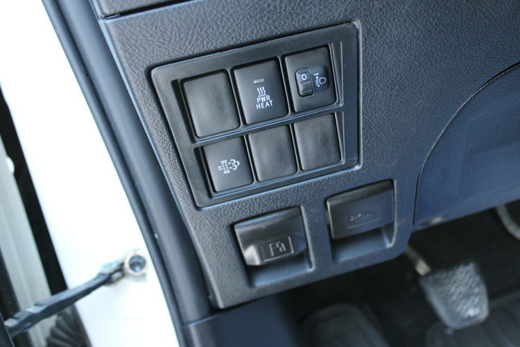 Toyota Hilux F-Vat Salon Polska Gwarancja HAK zdjęcie 15