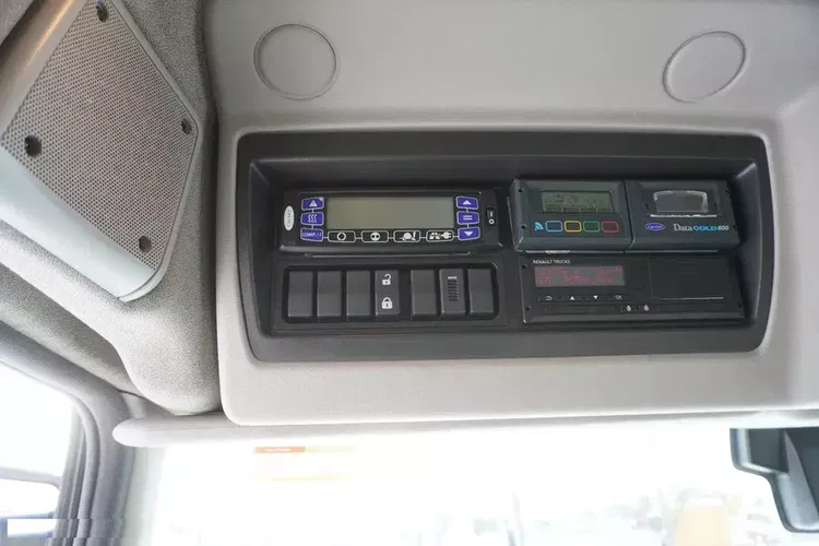 Renault D210 12T / Chłodnia Bitemperatura / 3 sztuki / 90 tys.km zdjęcie 14