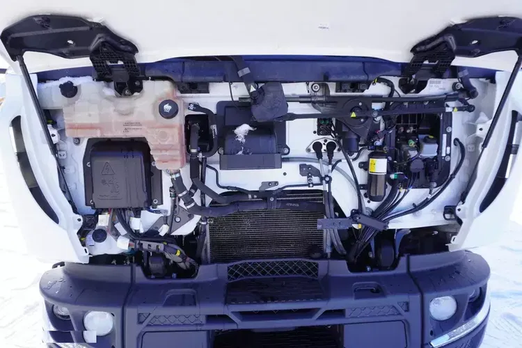 Renault D210 12T / Chłodnia Bitemperatura / 3 sztuki / 80 tys.km zdjęcie 23