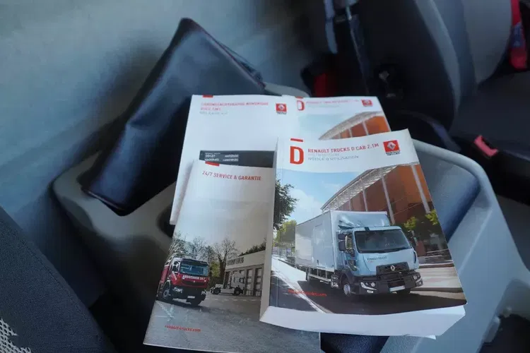 Renault D210 12T / Chłodnia Bitemperatura / 3 sztuki / 80 tys.km zdjęcie 28