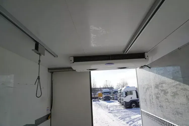 Renault D210 12T / Chłodnia Bitemperatura / 3 sztuki / 70 tys.km zdjęcie 11