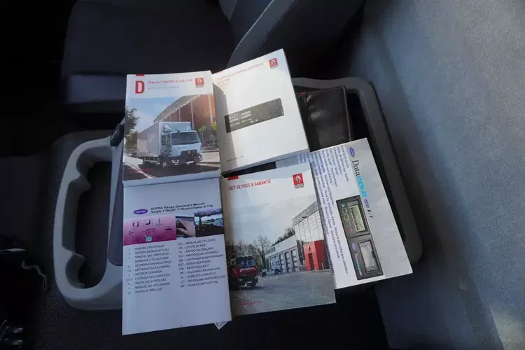 Renault D210 12T / Chłodnia Bitemperatura / 3 sztuki / 70 tys.km zdjęcie 25