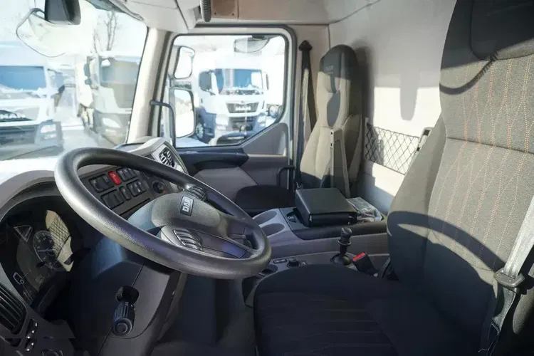 DAF LF 12.210 kontener 18 palet z windą / 50 tys.km /2024 zdjęcie 14
