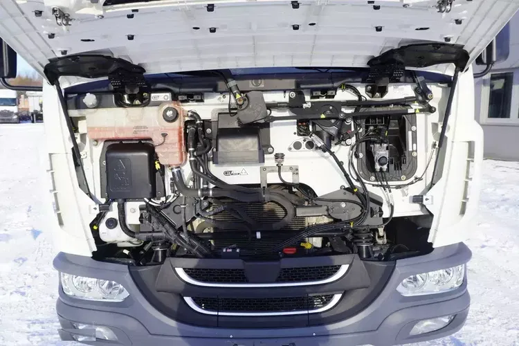 DAF LF 12.210 kontener 18 palet z windą / 50 tys.km /2024 zdjęcie 29