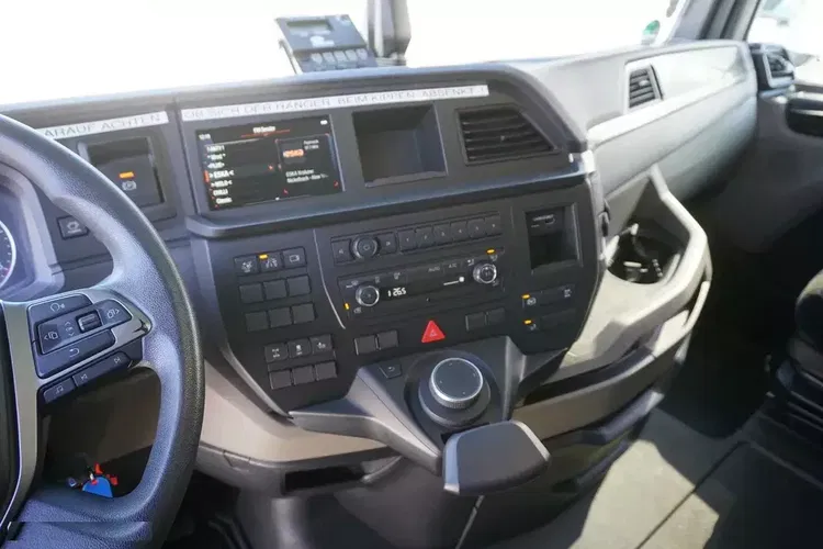 MAN TGX 26.470 6x2 Bitemperatura 19 palet / 200 tys.km / Retarder zdjęcie 17