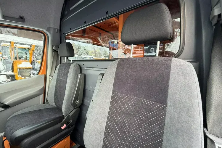 Mercedes Sprinter zdjęcie 42