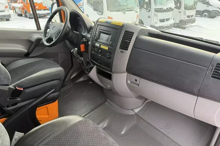 Mercedes Sprinter zdjęcie 44