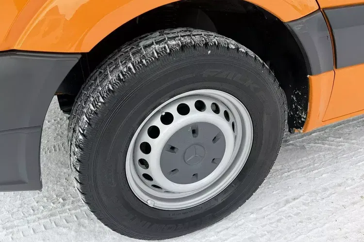 Mercedes Sprinter zdjęcie 19