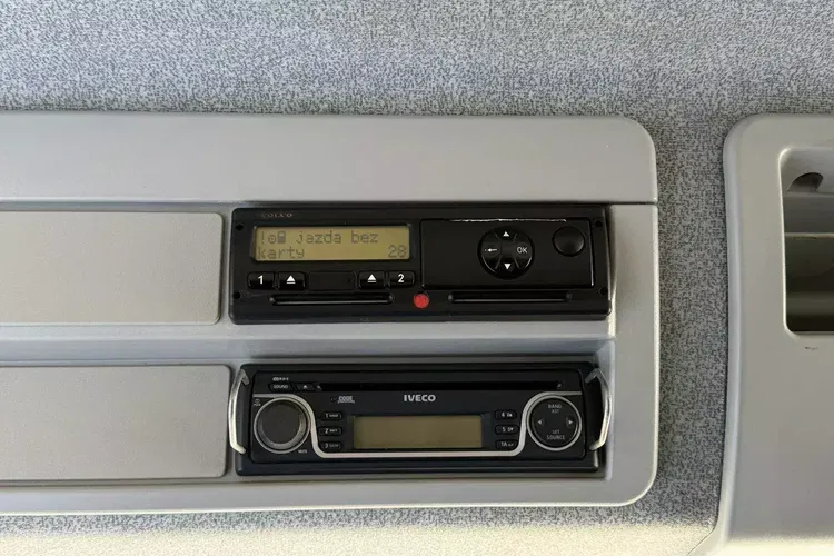 Iveco EUROCARGO ML 120E22 Laweta Platforma Pomoc Drogowa zdjęcie 24