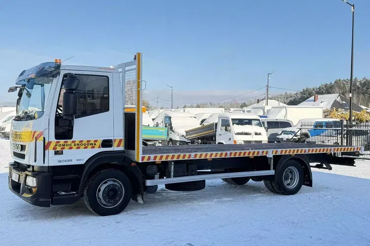Iveco EUROCARGO ML 120E22 Laweta Platforma Pomoc Drogowa zdjęcie 3