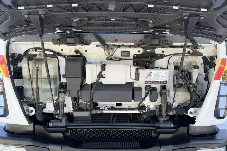 Iveco EUROCARGO ML 120E22 Laweta Platforma Pomoc Drogowa zdjęcie 5