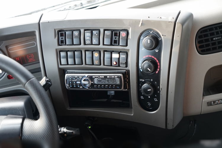 Renault PREMIUM LANDER 460 DXI / 4x2 / HDS FASSI F275A 2.6 / WYSIEG 17 m  / STEROWANIE RADIOWE  zdjęcie 39