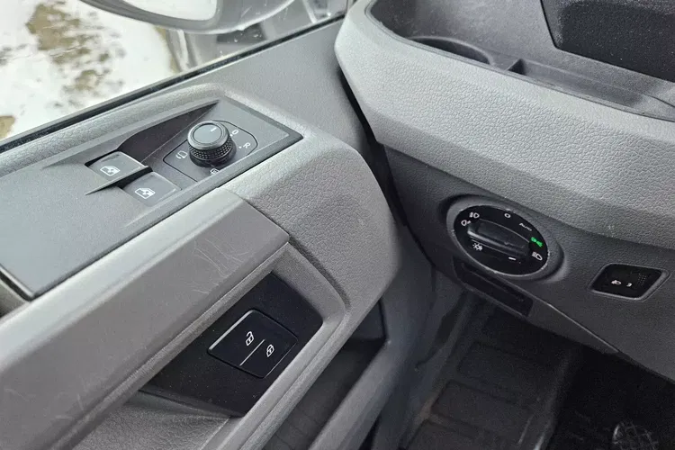 Volkswagen Crafter L4H2 54999zł NETTO 2.0TDi/140KM zdjęcie 23