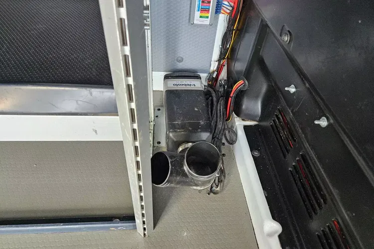 Ford transit-custom L2H2 79900zł NETTO Zabudowa warsztatowa 2.0TdCi/170KM zdjęcie 21