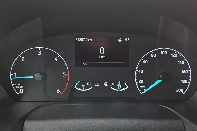 Ford transit-custom L2H2 79900zł NETTO Zabudowa warsztatowa 2.0TdCi/170KM zdjęcie 31