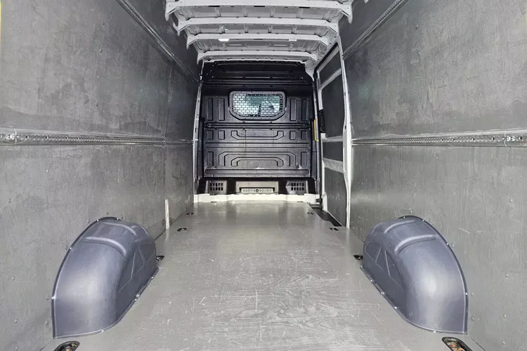 Volkswagen Crafter L4H2 74999zł NETTO 2.0TDi/140KM zdjęcie 14