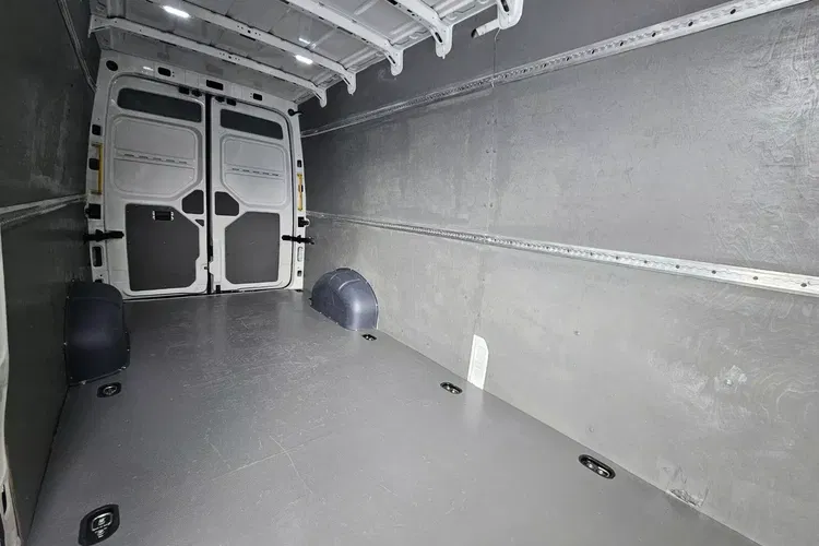 Volkswagen Crafter L4H2 74999zł NETTO 2.0TDi/140KM zdjęcie 16