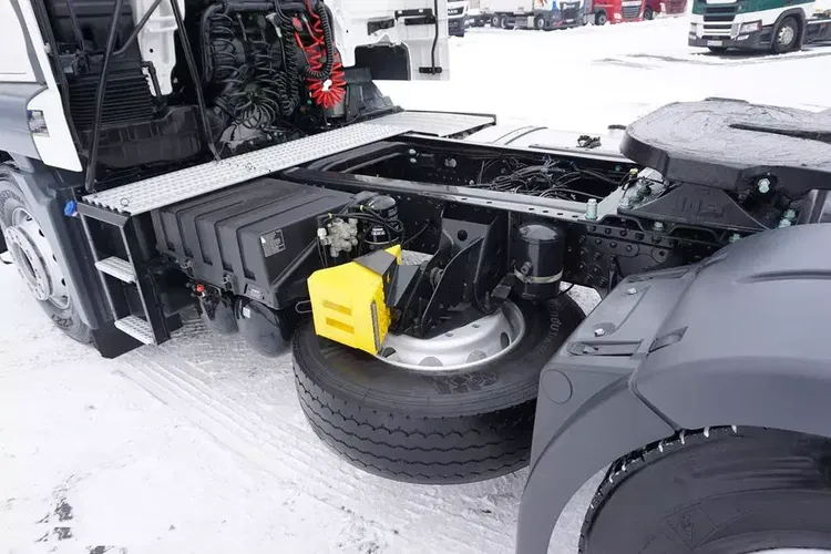 MAN TGS / 18.400 / EURO 6 / ACC / MAŁY PRZEBIEG zdjęcie 10