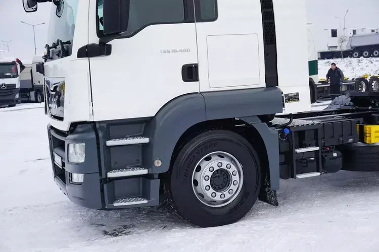 MAN TGS / 18.400 / EURO 6 / ACC / MAŁY PRZEBIEG zdjęcie 18