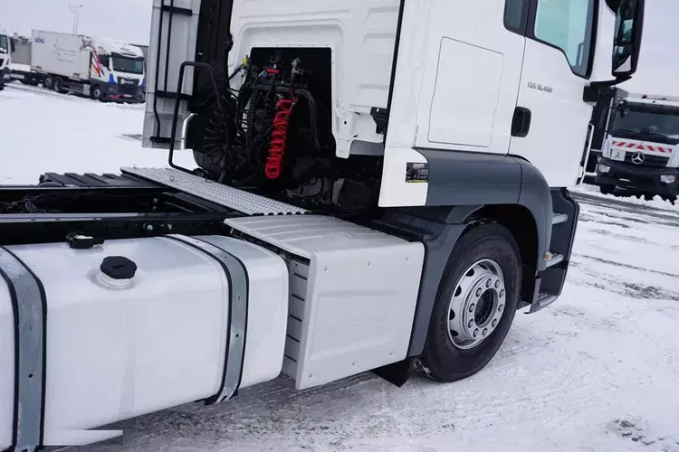 MAN TGS / 18.400 / EURO 6 / ACC / MAŁY PRZEBIEG zdjęcie 35