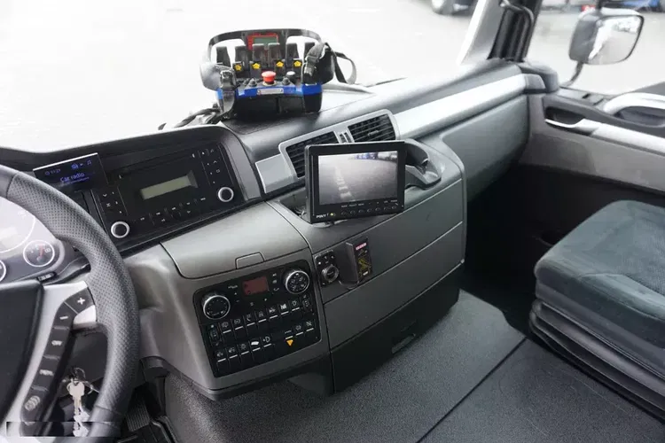 MAN TGL / 12.250 / SKRZYNIOWY + HDS / FASSI F 65 / PILOT zdjęcie 25