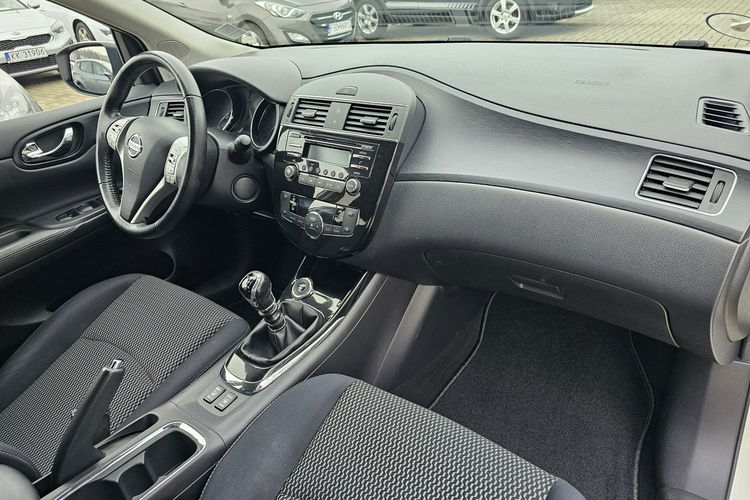 Nissan Pulsar Biała perła, radar , xenon, grzane fotele, ostrzeganie przed wypadkiem zdjęcie 15