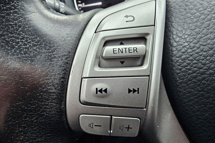 Nissan Pulsar Biała perła, radar , xenon, grzane fotele, ostrzeganie przed wypadkiem zdjęcie 20