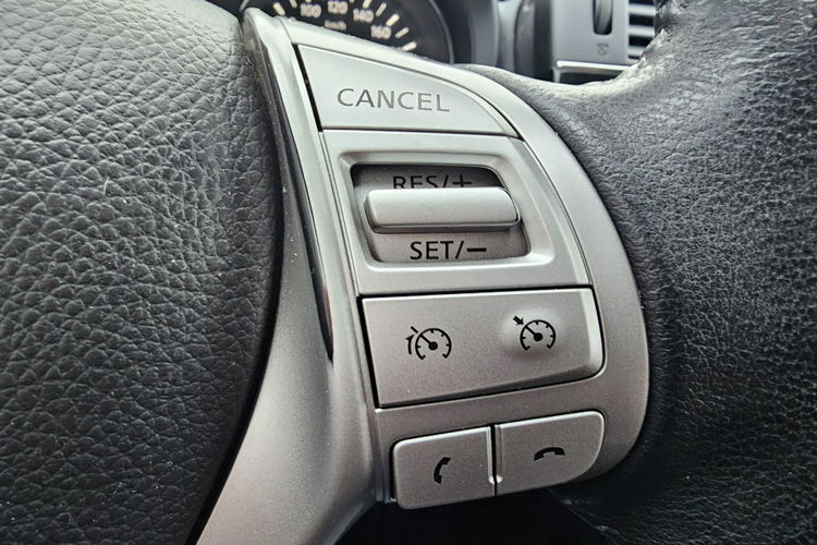 Nissan Pulsar Biała perła, radar , xenon, grzane fotele, ostrzeganie przed wypadkiem zdjęcie 21