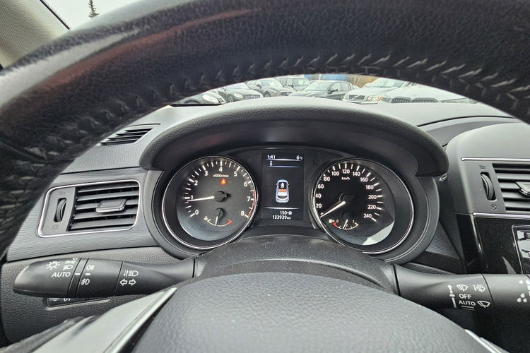 Nissan Pulsar Biała perła, radar , xenon, grzane fotele, ostrzeganie przed wypadkiem zdjęcie 22