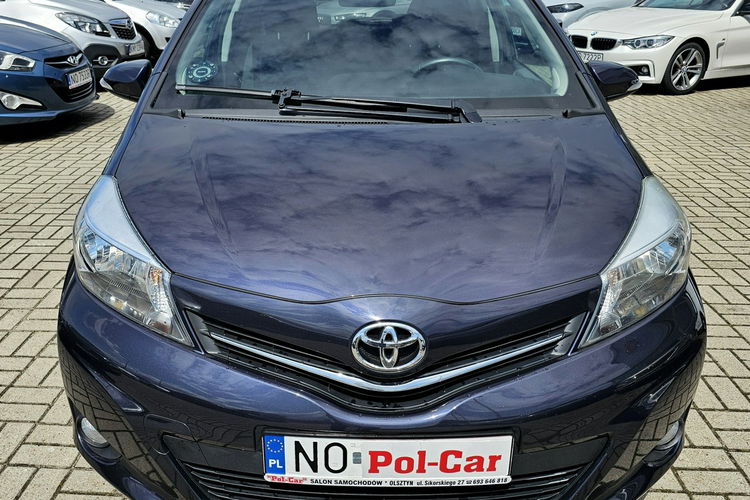 Yaris Kamera cofania, alufelgi, serwisoawany Toyota,  zdjęcie 2