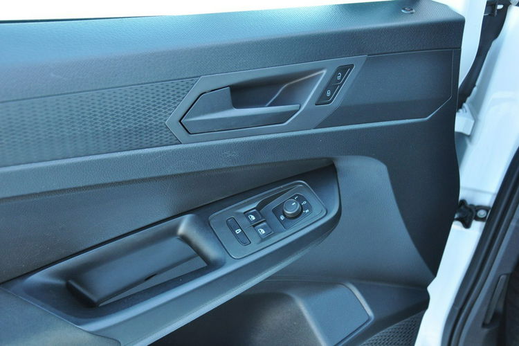 Volkswagen Caddy 2.0TDI 122KM DSG Czujniki Front Assist SalonPL Serwis Gwar. FV23 zdjęcie 11