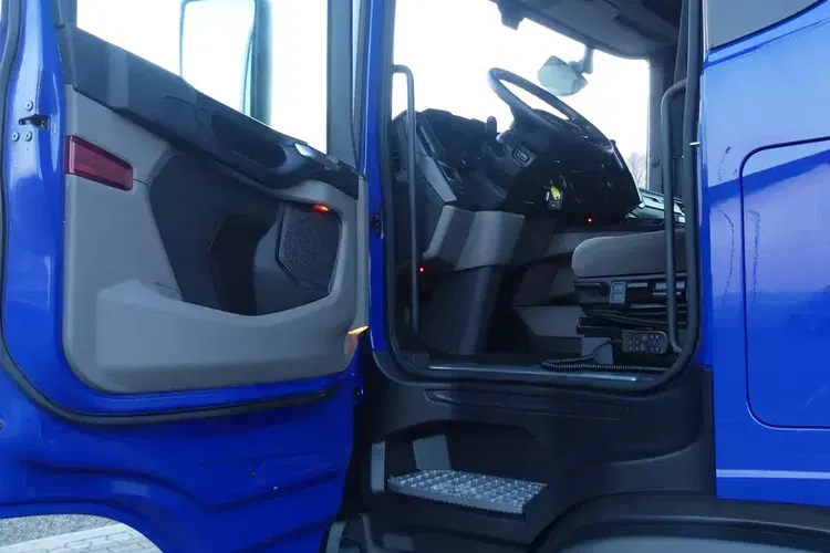 Scania R450 / EURO 6 BEZ EGR / RETARDER / STANDARD / AUTOMAT / zdjęcie 17