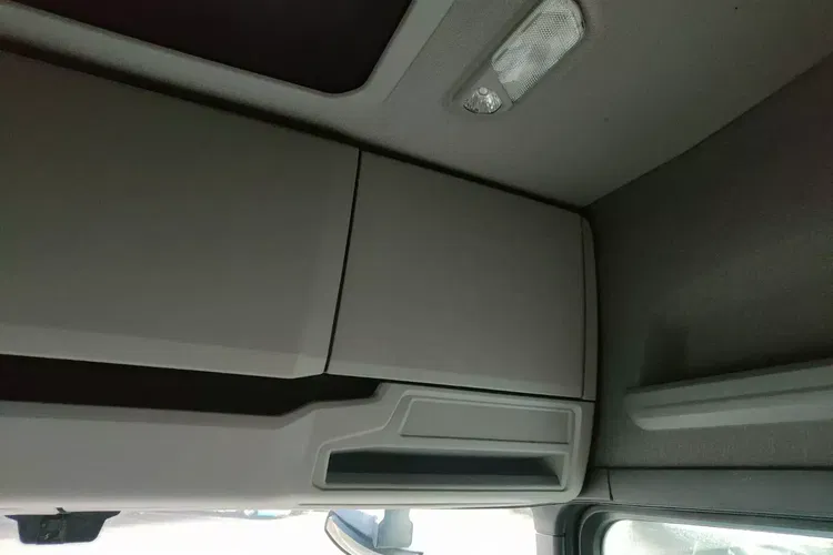 Scania R450 / EURO 6 BEZ EGR / RETARDER / STANDARD / AUTOMAT / zdjęcie 32