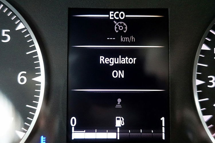 Dacia Duster Led+NAVI+TEMPOMAT+Parktronic BEZWYPADKOWY Krajowy 1WŁ F23% 4x2 zdjęcie 27