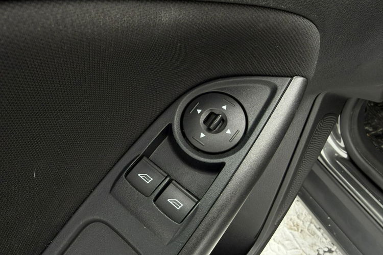 Ford Focus Klimatyzacja, PL salon, Pierwzy właściciel, 2 kpl. kół zdjęcie 15