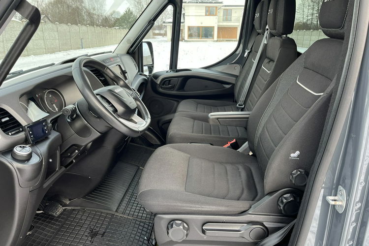 Iveco Daily 35S18 7-osob. Hi-Matic Air-Pro Doka_Brygadowy MAXI L4H3 3.0/180KM zdjęcie 10