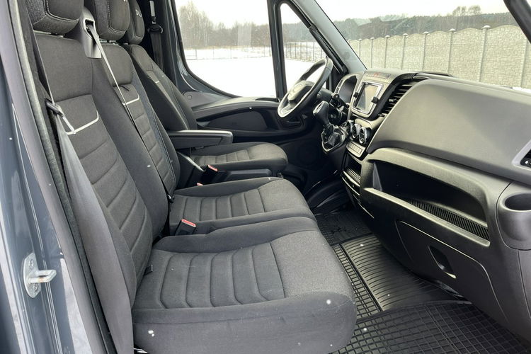 Iveco Daily 35S18 7-osob. Hi-Matic Air-Pro Doka_Brygadowy MAXI L4H3 3.0/180KM zdjęcie 17