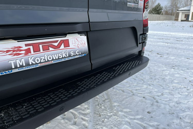 Iveco Daily 35S18 7-osob. Hi-Matic Air-Pro Doka_Brygadowy MAXI L4H3 3.0/180KM zdjęcie 27