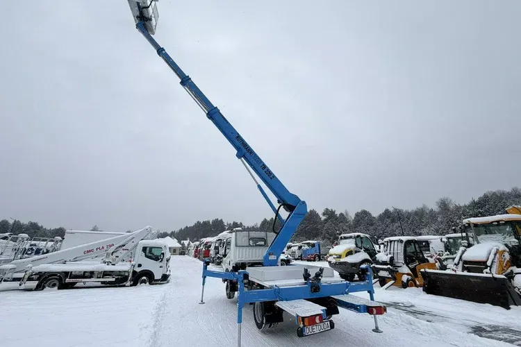 Nissan Cabstar zdjęcie 16