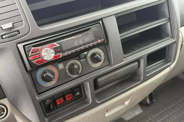 Nissan Cabstar zdjęcie 22