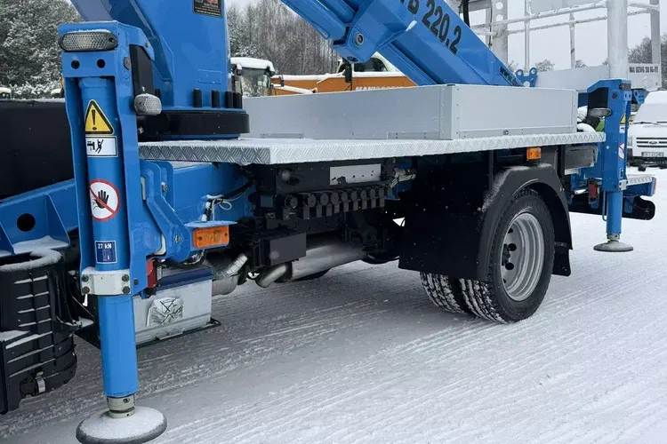 Nissan Cabstar zdjęcie 8