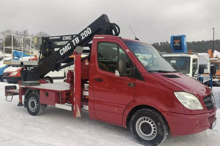 Mercedes Sprinter zdjęcie 2