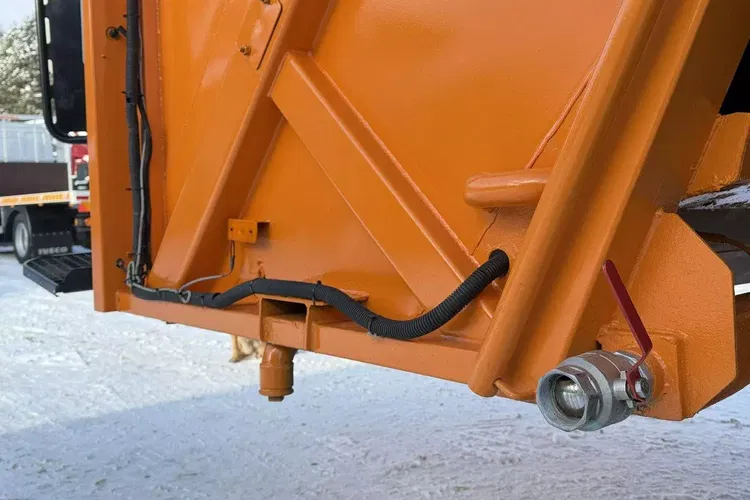 DAF LF 55.300 Śmieciarka Komunal Partner KP 16V Mały Przebieg zdjęcie 16