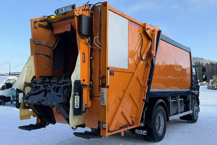 DAF LF 55.300 Śmieciarka Komunal Partner KP 16V Mały Przebieg zdjęcie 25