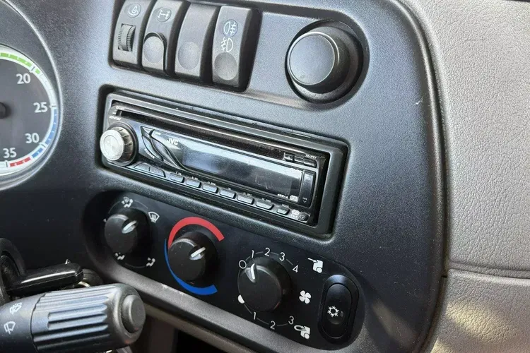 DAF LF 55.300 Śmieciarka Komunal Partner KP 16V Mały Przebieg zdjęcie 31