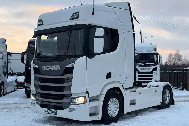 R500 SCANIA na kontrakcie serwisowym NAWIGACJA FULL LED 2019/2020 zdjęcie 4